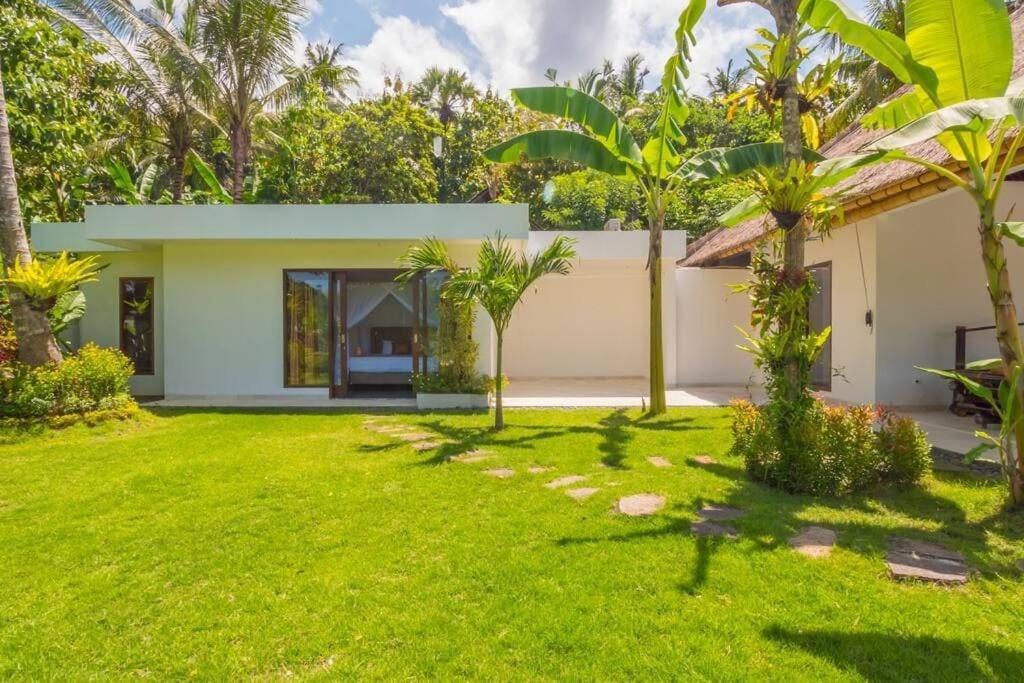 Villa Hidden Pearl, With Private Cook And Pool كارانغاسِم المظهر الخارجي الصورة